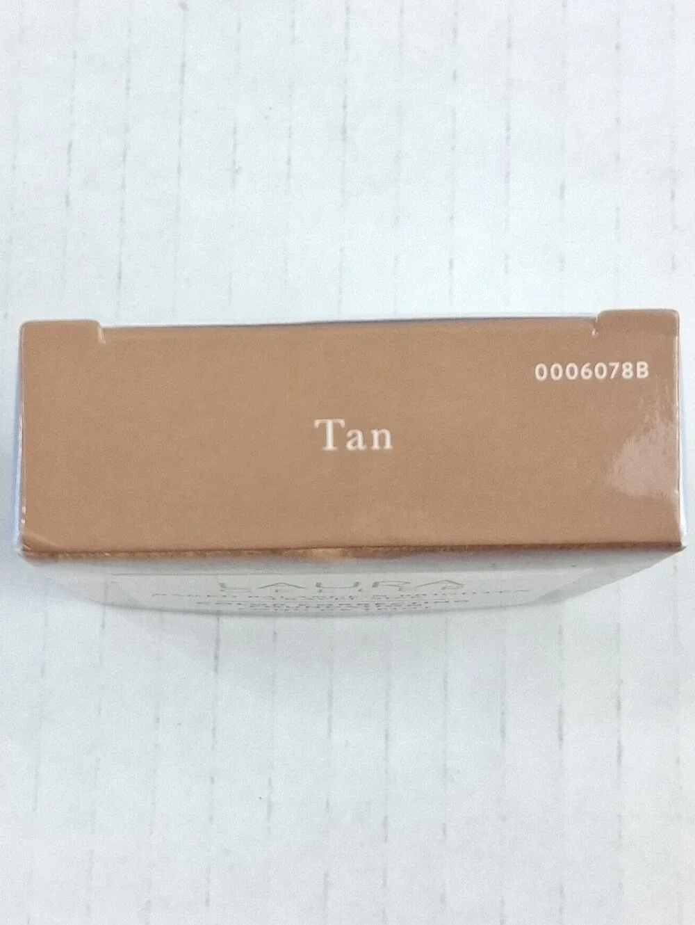 Laura Geller Baked Balance N Brighten Color Correcting Foundation: Tan